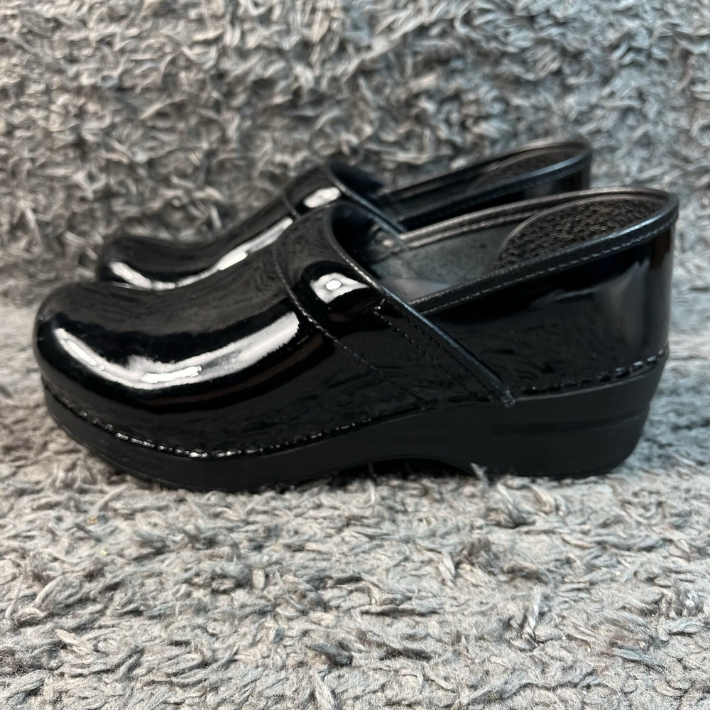 Dansko Clogs Black Patent Leather Size 39 Ladies US 8.5-9